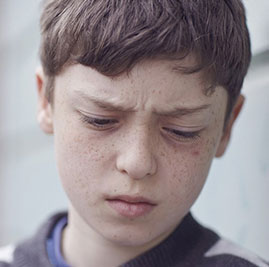 child traumatized by abuse
